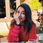 Prajakta Koli Instagram - Singing “seedhe saadhe saara saudaa..” in 3..2..1.. Fishermans Wharf, San Francisco