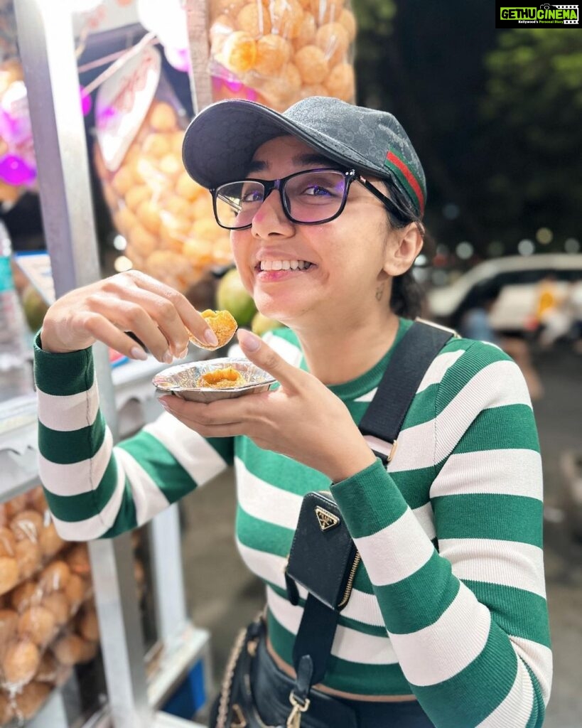 Prajakta Koli Instagram - She was a lil crabby yesterday. So she was taken out for Pani Puri and cotton candy followed by a scooty ride. She was all good after. ☺️