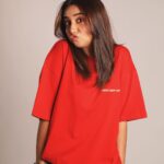 Prajakta Koli Instagram - Two new designs just went live on my Merch line AND THEY ARE 10% OFF! ➡️ Click the link in my bio to chegggggit! Let’s go!🤸‍♀️ ….. @roverdiaries_ @dop_mathur @merchgarage @onedigitalentertainment