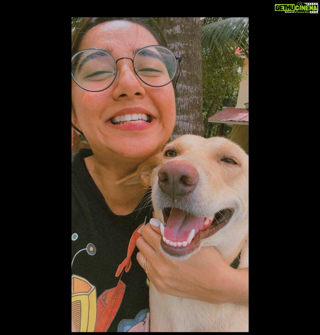 Prajakta Koli Instagram - Happy puppies! πΆπ