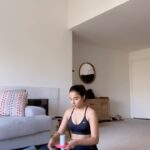 Prajakta Koli Instagram - Every single workout I get done feels like such an achievement after I fell off my regular workout sched a couple months ago. I see my body changing and then changing back every few days and I am slowly beginning to love and accept that. ♥️ Good morning, by the way. I hope you move today.