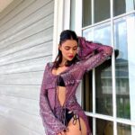Priyanka Chahar Choudhary Instagram - Glitz&Glamour and goodnight 😋
