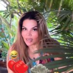 Rakhi Sawant Instagram - San sannan san 😂 @rakhisawant2511
