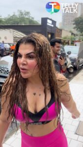 Rakhi Sawant Instagram - This hilarious interaction of @rakhisawant2511 with the papz will make you go rofl😂 #tellytalkindia #telly #tellywood #tellyworld #rakhisawant