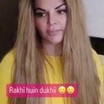 Rakhi Sawant Instagram - Tamatar mehenge hone se Rakhi Sawant hui Dukhi 😱🥲 @rakhisawant2511 #rakhisawant #rakhisawanth #tomatoprice #reelsinstagramreels