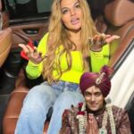 Rakhi Sawant Instagram - 😍😍 Take the 🚀Lucky Jet 🚀odds predictor! Search 💰JET100💰in telegram❗ #rakhisawant #dubailifestyle #happymarriage #dramaqueens #controversial #couple #bollywoodstars #bollywoodcelebrity #bollywoodactress #mumbai #bollywoodbeauty #actress #celebrity #marriagegoals #marriedcouple #congratulations #beautyqueen #beautiful #love #salmankhan #sallubhai #bhai #wedding #shadi #marriage #media #beautiful