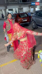 Rakhi Sawant Instagram - Rakhi Sawant celebrates “divorce party” for one, wearing bridal lehenga, dancing her heart out on dhol

@rakhisawant2511 

#RakhiSawant #rakhisawantfans #rakhisawantinstagram #rakhisawantvideos #rakhisawantmarriage  #divorce #entertainment