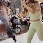Rakhi Sawant Instagram - Never a dull moment with Rakhi 😂😂😂 . Follow: 👉🏼 @bollywoodsocietyy Contact/Enquiry: @digitalsukoonn . . . #bollywoodsociety   #reelsinstagram  #reelsIndia #reelitfeelit #reelkarofeelkaro  #reelsvideo #instagramreels #reelsviral #reels  #reel #rakhisawant
