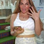 Rakhi Sawant Instagram - Rakhi Sawant ने कहा कि जिससे प्यार किया वो पति नहीं बन सका और जो पति बना उसे प्यार नहीं मिला @rakhisawant2511 Laxmi Industrial Estate