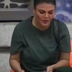 Rakhi Sawant Instagram - My mam @rakhisawant2511 #rakhisawant #rakhi_sawant_fam #rakhi_sawant_faatima #rakhi_sawant_fam #rakhi_sawant_fan #viral #instagram