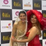 Rakhi Sawant Instagram - Casual hi toh h . . . . . . . . . . #totalindiandrama #tid #rakhisawant #rakhi #jacquelinefernandez #jacqueline #bollywood #iffa #iffaawards #iffa2023 Mumbai, Maharashtra