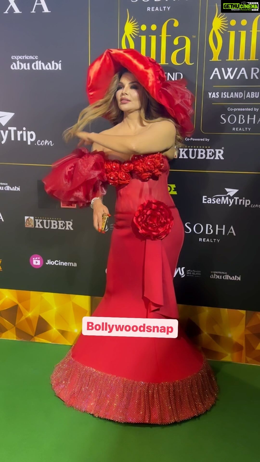 Rakhi Sawant Instagram - #rakhisawant slaying at IFFA award function 😍 #bollywoodsnap