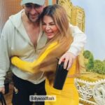 Rakhi Sawant Instagram – #rakhisawant With #shalinbhanot Viral Dance Video

@rakhisawant2511 @shalinbhanot Mumbai, Maharashtra