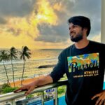 Rakshan Instagram – Don’t worry beach happy 🌊 Colombo, Sri Lanka