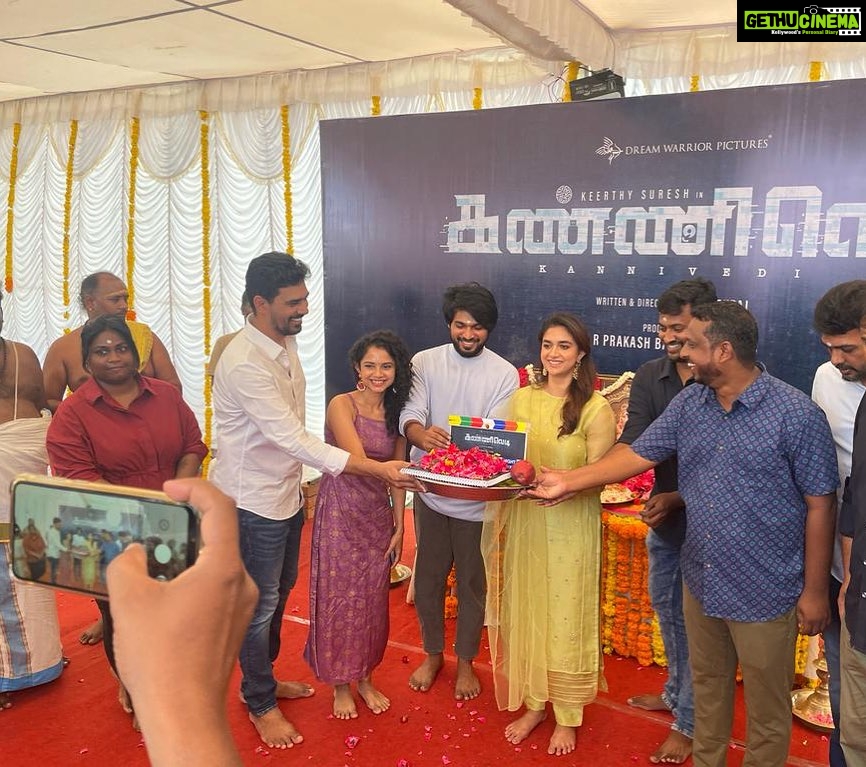 Rakshan Instagram - Happy to have signed with such an incredible team. And really excited to be working alongside the amazing @keerthysureshofficial Always dreamt of working with @dreamwarriorpictures Looking forward to a beautiful journey ♥️ #kannivedi #keerthysuresh #rakshan