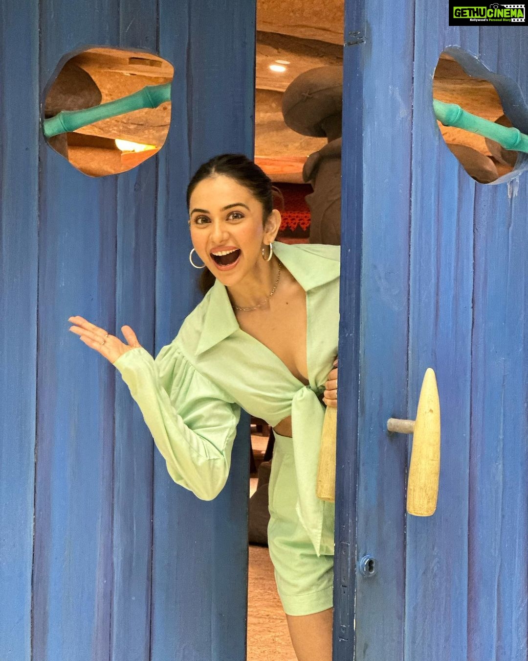 Rakul Preet Singh Instagram - Reliving childhood memories at #warnerbrosstudios 💃 #iffa #abudhabi
