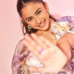 Rakul Preet Singh Instagram - Screaming out #iloveyou .. 💖💖 from tomorrow on #jiocinema #16june Outfit @julyissue_online Earrings @ishhaara Ring @misho_designs Styled by @anshikaav Assisted by @roshiijain @bhatia_tanisha Makeup @im__sal Assisted by @im.saklen Hair @aliyashaik28 Shot by @kaasastudio