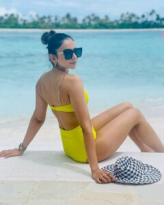 Rakul Preet Singh Instagram - Chirpy and happy 💛💛💛 

@makeplansholidays @patinamaldives #makeplansholidays #patinamaldives