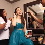 Rakul Preet Singh Instagram - Mirror mirror on the wall .. I truly have the maddest team of them all 💙💙. #danceperformanceready