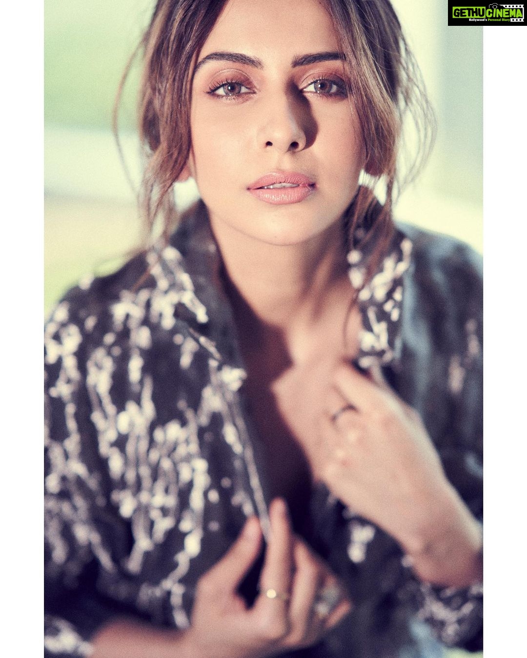 Rakul Preet Singh Instagram - The magical #postpackupshot📷 @avigowariker
