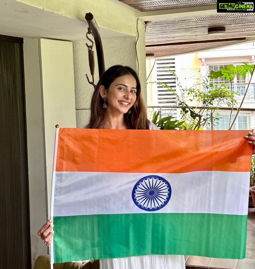 Rakul Preet Singh Instagram - Sare jahan se acha hindustan humara !! Here is wishing all of you a very Happy Independence Day !! Let’s value the freedom our lovely country gives us and live with harmony and peace ❤️