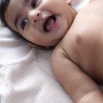 Rakul Preet Singh Instagram – @newboo.in Reusable Diapers

“We wanted to bring you the best diaper for your baby while also being kind to the planet. So we worked with scientists, paediatricians and experts to invent a ‘100% chemical free, advanced absorbency, leak proof REUSABLE CLOTH DIAPER!”

🤍

📷: @adititalwarphotography