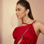 Rakul Preet Singh Instagram – HELLO there !!

#hellohalloffame