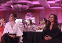 Rakul Preet Singh Instagram - A night of glamour and lots of style at #pinkvillastyleawardsseason2 ❤️ thankyou @pinkvilla for the #superstylishyouthicon award.. thanks to everyone who has helped me evolve my style and works non stop to bring the best out of me ❤️❤️
