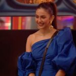 Rakul Preet Singh Instagram - How to say I Love You in different languages ft. Rakul Preet😍 Don’t miss these cute moments of the housemates with Rakul Preet in #WeekendKaVaar with Salman Khan tonight at 9pm. Streaming free on #JioCinema. #BiggBossOTT2 #BBOTT2 #BBOTT2onJioCinema @beingsalmankhan @rakulpreet