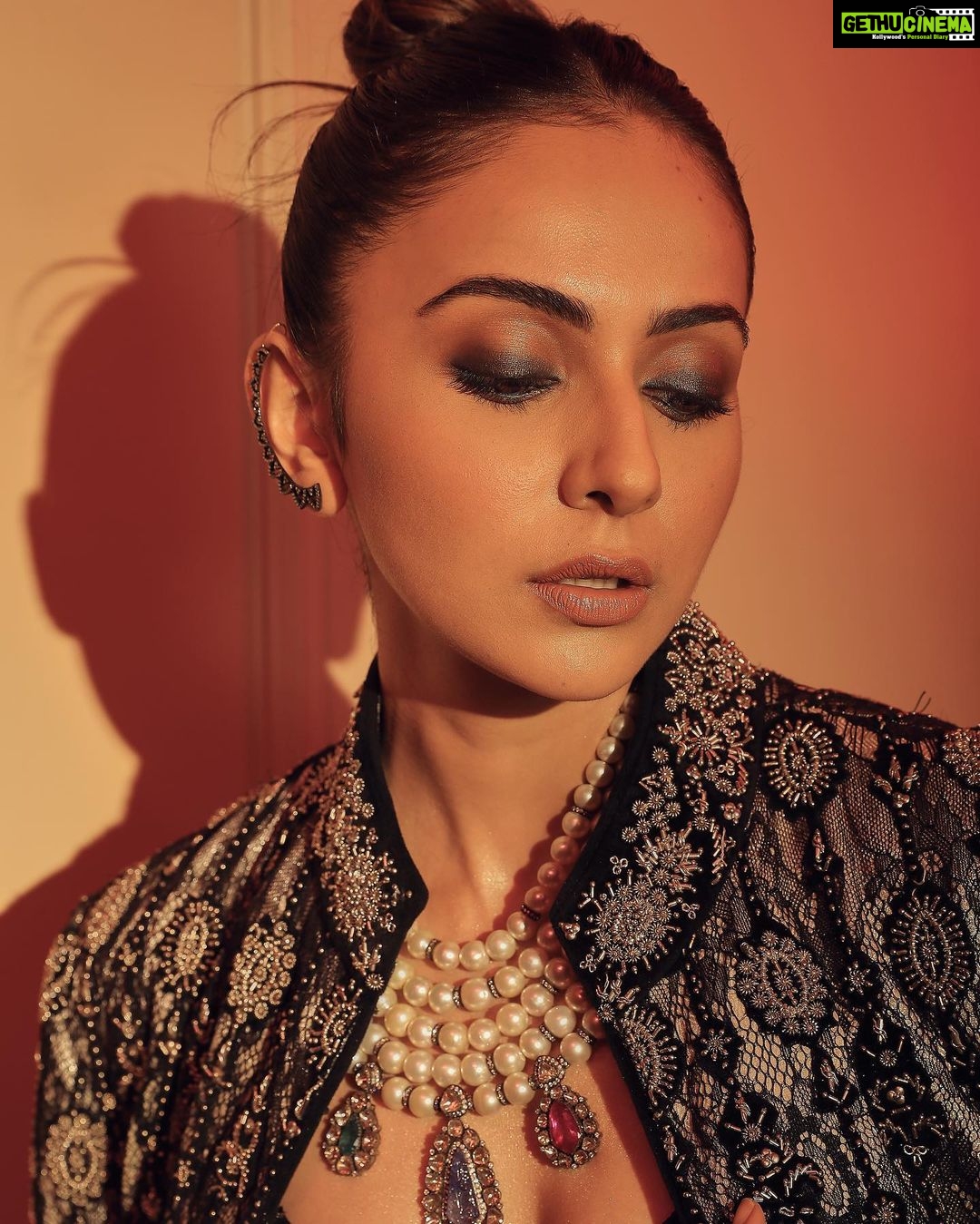 Rakul Preet Singh Instagram - Black magic π€π€π€ @nmacc.india #thenitamukeshambaniculturecentre #nmacc Styling @stylebyami @garimagarg14 Outfit - @shantanunikhil Jewellery - @amrapalijewels Shoes - @jimmychoo