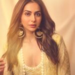 Rakul Preet Singh Instagram - Dream and then make it happen 💕