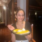 Rakul Preet Singh Instagram – The joy of mango sticky rice 🥭 😋🤤 

#AmazingThailand #TATNewDelhi #AmazingNewChapters @tat_newdelhi 
@travelandleisureindia
