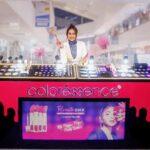 Rakul Preet Singh Instagram - Cheers to the revamped swanky look of Coloressence Kiosk, which is striking and has a very user friendly display. You can try the plethora of products at the kiosks across India and then buy! . #rakulxcoloressence #newlook #coloryourspirit