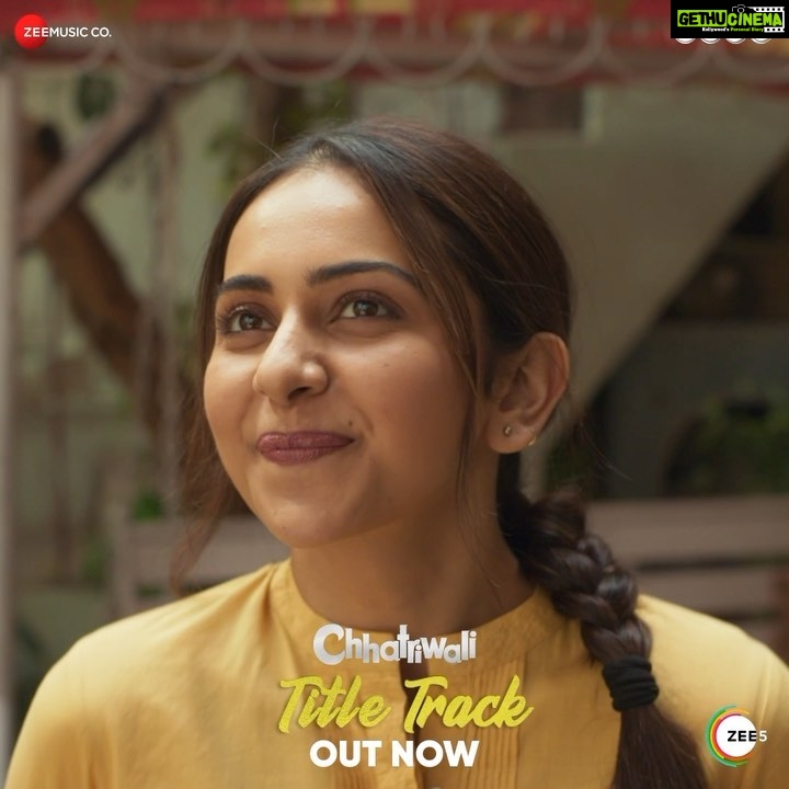 Rakul Preet Singh Instagram - Pulaav toh khayaali pakaati hai... Par sapno ko par toh yehi dene aayi hai 🕊️ #Chhatriwali TITLE TRACK OUT NOW! @zee5 @rakulpreet @tejasdeoskar @sumeetvyas @satishkaushik2178 @rajeshtailang @prachee_shah_paandya @rivarora_ @dollyahluwalia @sanchit421 @iampriyadarshee @ronnie.screwvala @rsvpmovies @soniyeah22 @eshaanphadnis @manish_kalra_ @nimishalok #zee5global #RohanAndRohan @sunidhichauhan5