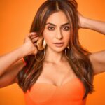 Rakul Preet Singh Instagram – 🍊 🍊can’t think of a better caption 😝🍁