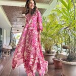 Rakul Preet Singh Instagram – Florals and fun 💖
