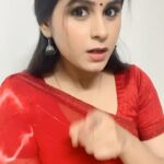 Rithika Tamil Selvi Instagram - Dialogue reels after days ! ☺️ . . . . #rithika #tamil_rithika #vijaystars #vijaytelevision #tamildialogues #reelsinstagram #reelsindia #tamilreels #trendingreels #rithikatamilselvi