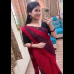 Rithika Tamil Selvi Instagram - Stay focused. Go after your dreams and keep moving towards ur goal✌️😊❤️ #rithika #tamil_rithika #rithikatamilselvi #vijaystars #vijaytelevision #amirthabaakiyalakshmi #baakiyalakshmi_vijaytv #baakiyalakshmi_serial #sareefashion