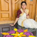 Rithika Tamil Selvi Instagram - UTHRADAM 🌺🌼🌸 . . . . #onam23 #uthradam #uthradam🌷 #onamcelebration #onamspecial #onam2023 #tamil_rithika #rithikatamilselvi #firstonam #onamseason