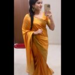 Rithika Tamil Selvi Instagram - Everyday is a good day. There’s something to learn, care & celebrate😊✌️ Have a great day 🧡 Saree @ashas_womens_collection Blouse @knotweddinghouse #rithika #tamil_rithika #rithikatamilselvi #vijaystars #vijaytelevision #morningvibes #morningquotes