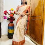 Rithika Tamil Selvi Instagram - 🧡✌️ Saree @ashas_womens_collection Blouse @niraa_celebrating_fashions . . . . #rithika #tamil_rithika #vijaystars #vijaytelevision #amirthabaakiyalakshmi #baakiyalakshmi_vijaytv #baakiyalakshmi_serial #rithikatamilselvi #sareelove #traditionalsaree #cottonsaree