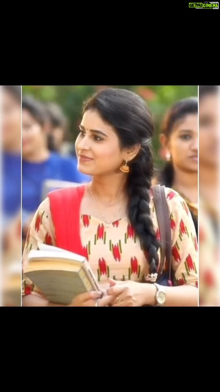 Rithika Tamil Selvi Instagram - 3years of journey as Amirtha π Video credits : @ezhilamritha_luv thank u for the love β€οΈππ» . . . . #rithika #amirthabaakiyalakshmi #baakiyalakshmi_vijaytv #baakiyalakshmi_serial #Amirthajourney #tamil_rithika #rithikavijaytv #vijaystars #vijaytelevision #baakiyalakshmi #ezhilamirtha #ezhilamirtha_fc #vijaytvserial #tamilserial #vijaytvserials #televisionupdates