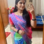 Rithika Tamil Selvi Instagram - Good evening 🫶🏻😊 Saree @ashas_womens_collection Blouse @knotweddinghouse . . . . . #rithika #tamil_rithika #vijaystars #vijaytelevision #baakiyalakshmi_vijaytv #amirthabaakiyalakshmi #baakiyalakshmi_serial #sareelove #colourfulsaree