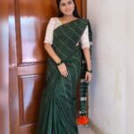 Rithika Tamil Selvi Instagram - Good morning from Amirtha 😊✌️ Saree @ashas_womens_collection Blouse @niraa_celebrating_fashions . . . #rithika #tamil_rithika #vijaystars #vijaytelevision #rithikatamilselvi #amirthabaakiyalakshmi #baakiyalakshmi_vijaytv