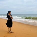 Rithika Tamil Selvi Instagram - All about today 😇🙏🏻 . . . #positivevibesonly #trivandrumdiaries #trivandrum #padmanabhaswamytemple #kuthiramalika_palace❤️ #kuthiramalika #aazhimala #rithika #tamil_rithika #rithikatamilselvi #vijaystars Trivandrum