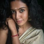 Roshini Haripriyan Instagram – onam ashamsakal ✨

#roshniharipriyan #onam #happy #love