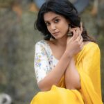 Roshini Haripriyan Instagram – Manjal niram 💛🌻🌞

Outfit – @zol_studio
Styling – @subikanifabint 
Photography – @camerasenthil 
make up – @pavihairandmakeup 
Hair – @ranjitha_hairstylist 
Organised by @rrajeshananda 

#roshniharipriyan #roshni #grateful #love #happiness #yellow #tamil