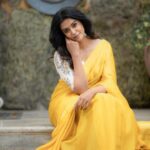 Roshini Haripriyan Instagram - Manjal niram 💛🌻🌞 Outfit - @zol_studio Styling - @subikanifabint Photography - @camerasenthil make up - @pavihairandmakeup Hair - @ranjitha_hairstylist Organised by @rrajeshananda #roshniharipriyan #roshni #grateful #love #happiness #yellow #tamil