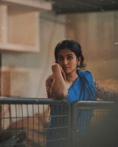 Roshini Haripriyan Instagram - 🤍💠🫰🏽 #roshniharipriyan