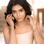 Roshini Haripriyan Instagram - Eyes hold conversations. - Rosebud Outfit - @zol_studio Styling - @subikanifabint Photography - @camerasenthil make up - @pavihairandmakeup Hair - @ranjitha_hairstylist Organised by @rrajeshananda #roshniharipriyan